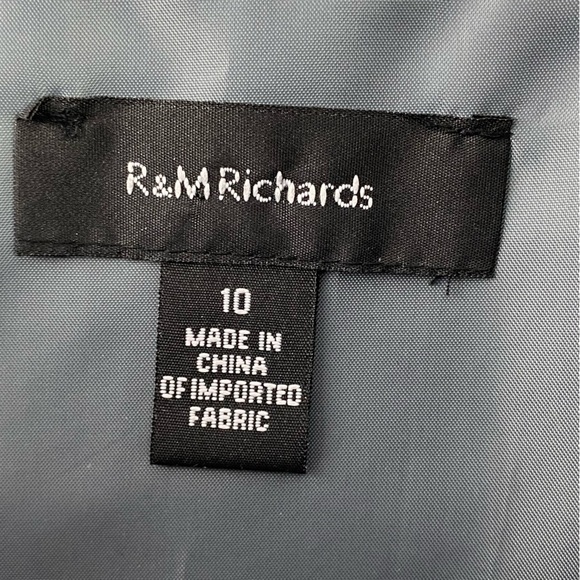 R&M Richards Silver Rhinestone 2 piece Jacket and top formal NYE Sz 10 - Picture 14 of 17
